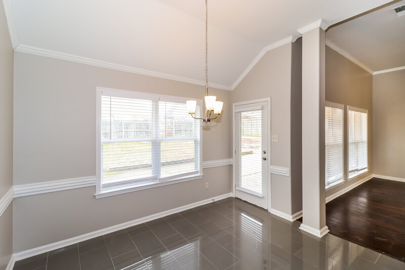 2,105/Mo, 1418 Leery Cv Cordova, TN 38016 Breakfast Nook View