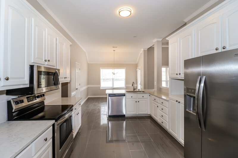 2,105/Mo, 1418 Leery Cv Cordova, TN 38016 Kitchen View