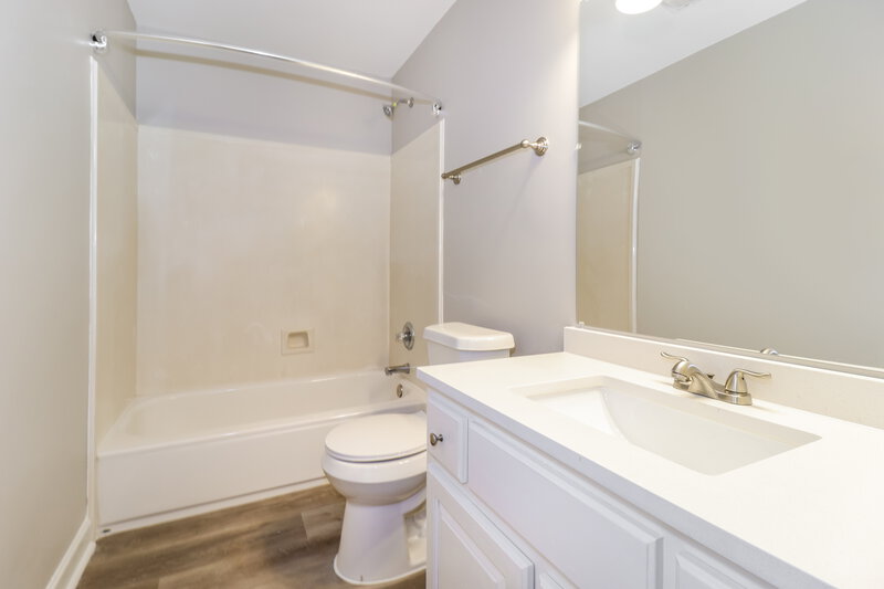 2,105/Mo, 1418 Leery Cv Cordova, TN 38016 Bathroom View