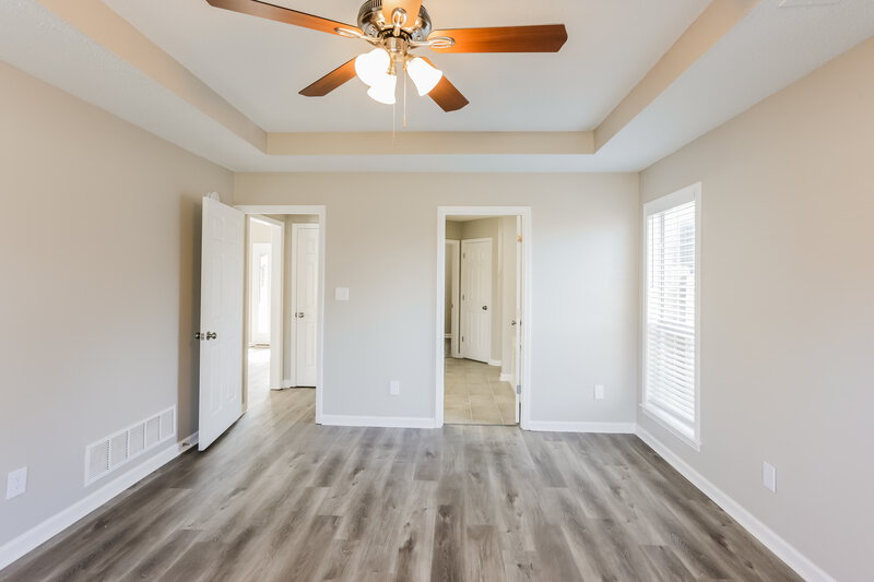 3,000/Mo, 1608 Drake Cv W Hernando, MS 38632 Main Bedroom View 2