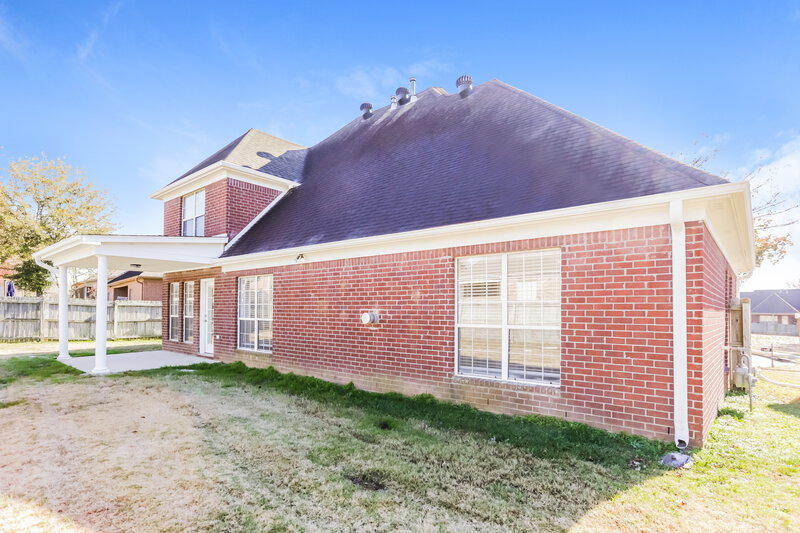 3,000/Mo, 1608 Drake Cv W Hernando, MS 38632 Rear View