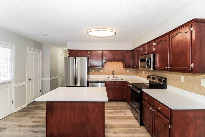 2,080/Mo, 7620 Dexter Hollow Dr Cordova, TN 38016 Kitchen View