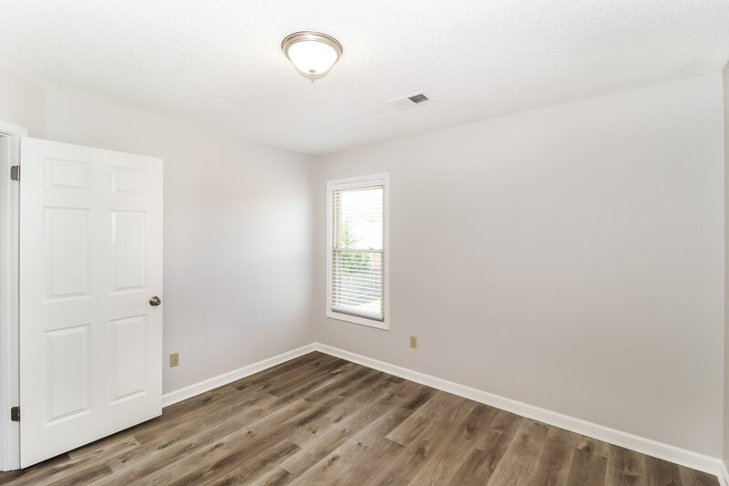 2,080/Mo, 7620 Dexter Hollow Dr Cordova, TN 38016 Bedroom View 3