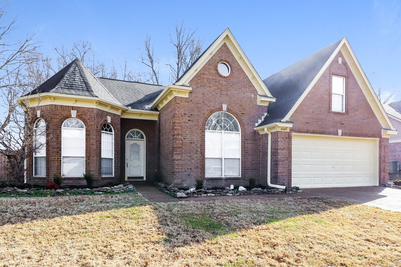 2,340/Mo, 5560 Mary Ln Arlington, TN 38002 Front View