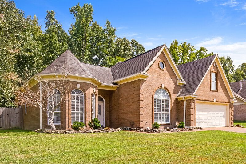 2,140/Mo, 5560 Mary Ln Arlington, TN 38002 Front View