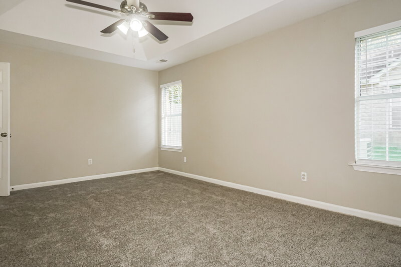 2,140/Mo, 5560 Mary Ln Arlington, TN 38002 Main Bedroom View 2