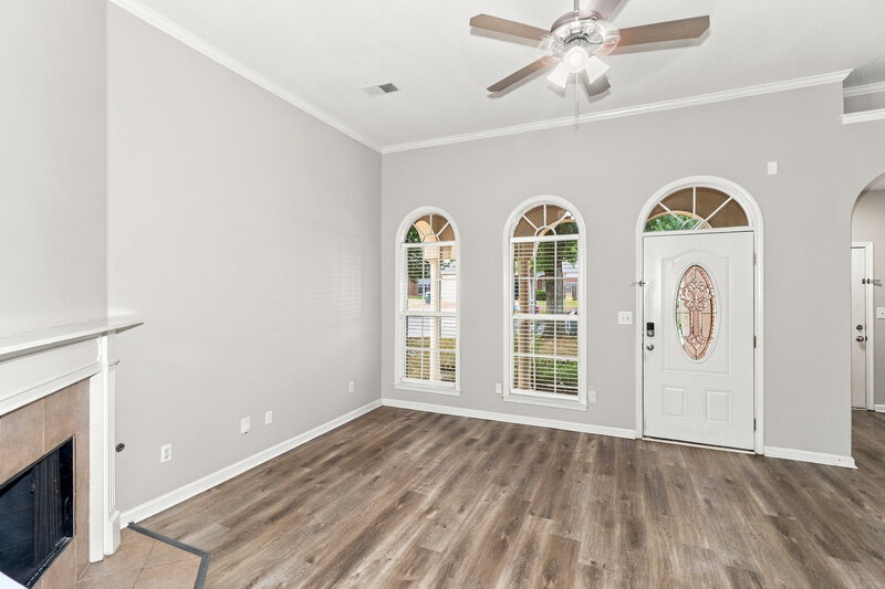 1,655/Mo, 2770 Java Dr Arlington, TN 38002 Living Room View 2