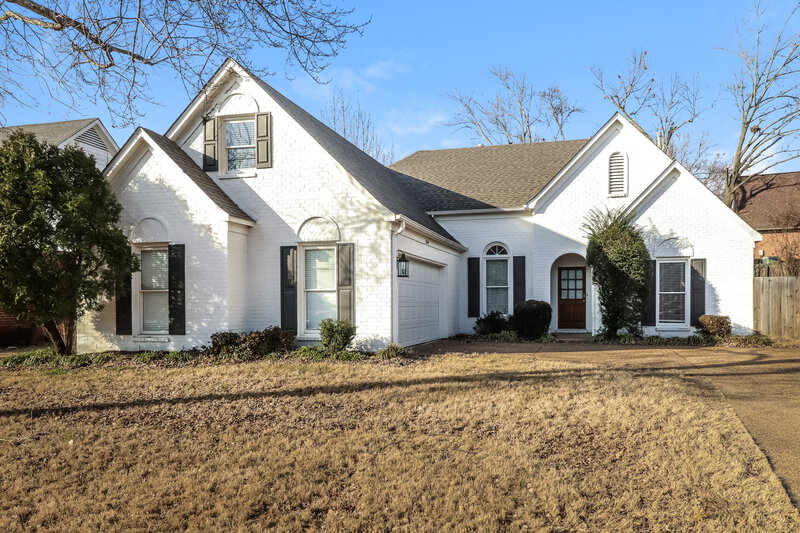 2,315/Mo, 8690 Sandy Hill Cv E Cordova, TN 38018 Front View