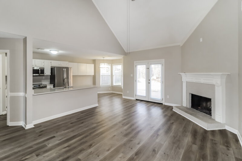 2,315/Mo, 8690 Sandy Hill Cv E Cordova, TN 38018 Living Room View 2