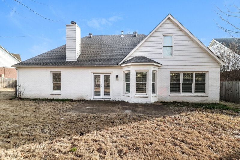 2,315/Mo, 8690 Sandy Hill Cv E Cordova, TN 38018 Rear View 2