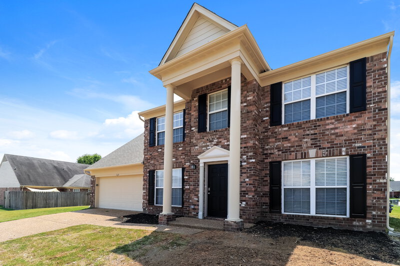 2,155/Mo, 2793 Oak Barn Ln Cordova, TN 38016 Front View