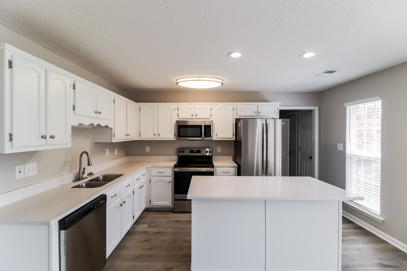 2,155/Mo, 2793 Oak Barn Ln Cordova, TN 38016 Kitchen View