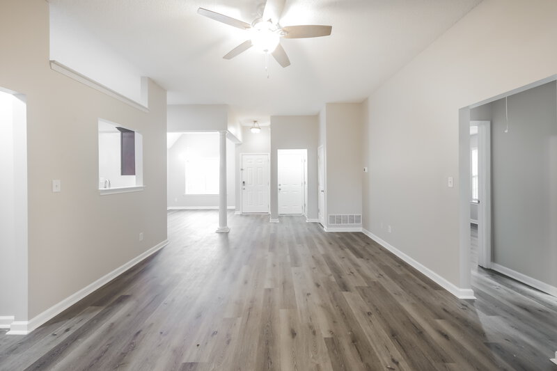 1,940/Mo, 7959 Ridgedale Dr Olive Branch, MS 38654 Living Room View