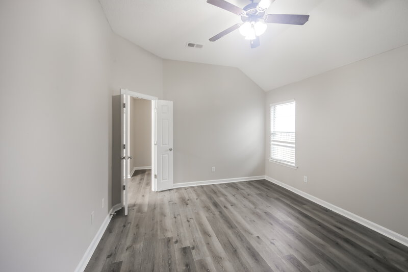 1,940/Mo, 7959 Ridgedale Dr Olive Branch, MS 38654 Main Bedroom View