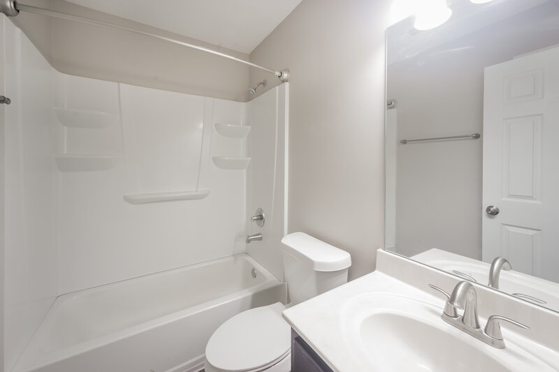 1,940/Mo, 7959 Ridgedale Dr Olive Branch, MS 38654 Bathroom View