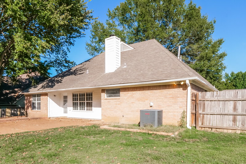 1,760/Mo, 4971 Trent Cv Bartlett, TN 38002 Rear View 2