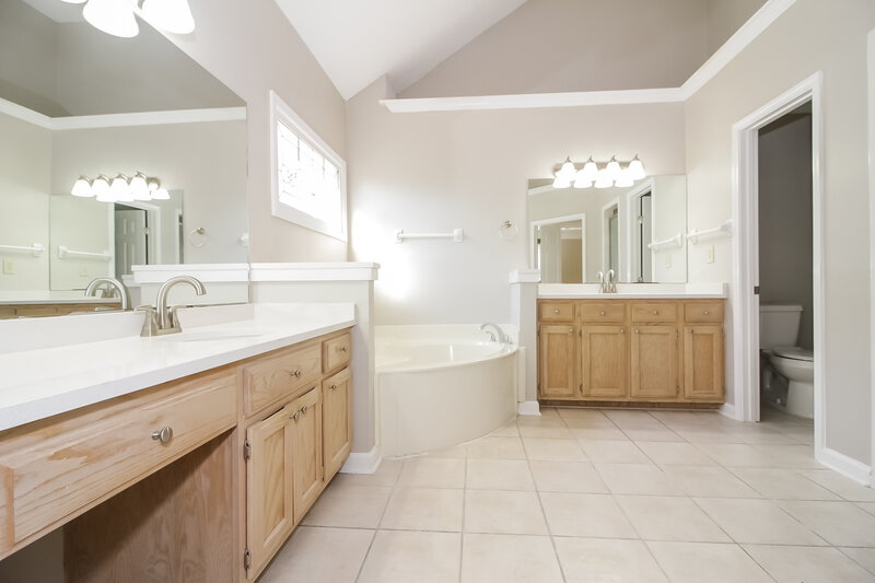 2,130/Mo, 8699 Wood Mills Dr W Cordova, TN 38016 Misc View 10