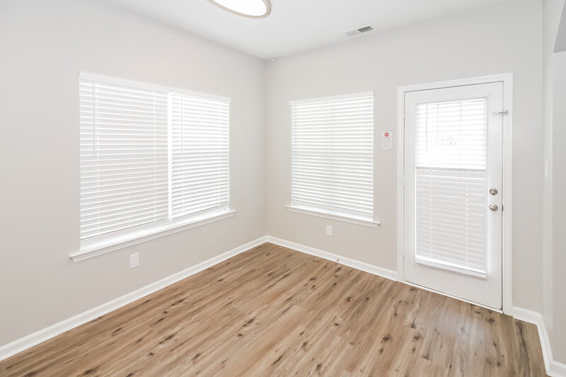 2,145/Mo, 4580 Covington Pike Memphis, TN 38135 Floorplan View 3