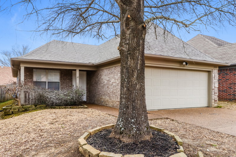 1,565/Mo, 10095 Cross Hill Dr Cordova, TN 38018 Front View