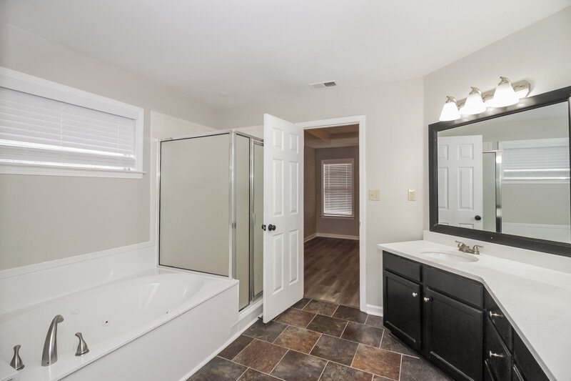 2,025/Mo, 7441 Drew Valley Bartlett, TN 38133 Main Bathroom View 2