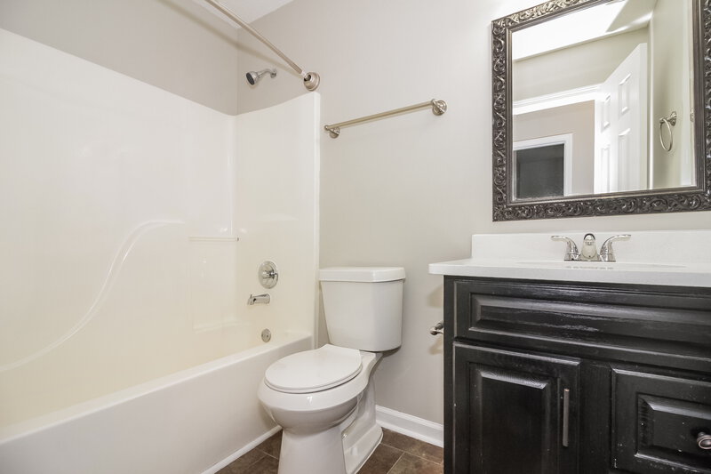 2,025/Mo, 7441 Drew Valley Bartlett, TN 38133 Bathroom View