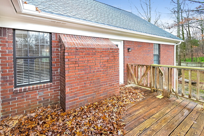 1,900/Mo, 4000 Windermere Dr Nesbit, MS 38651 Rear View