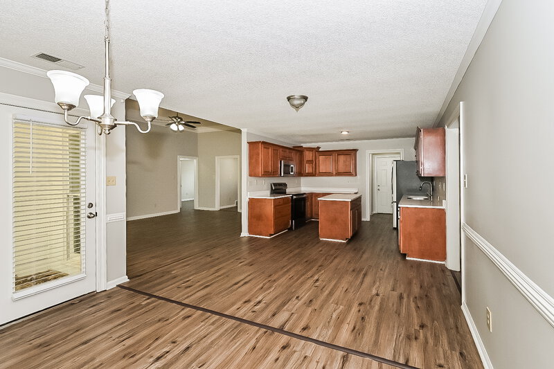 2,100/Mo, 1740 Meadow River Cv Cordova, TN 38016 Dining Room View