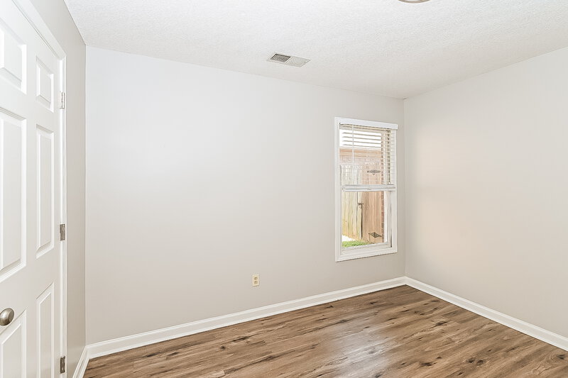 2,100/Mo, 1740 Meadow River Cv Cordova, TN 38016 Bedroom View 3