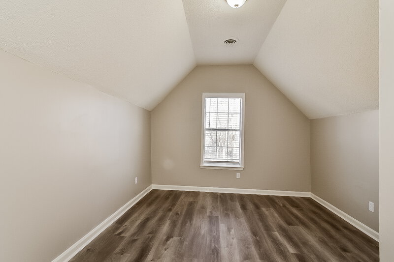 2,215/Mo, 3667 Tiffany Oaks Ln Bartlett, TN 38135 Loft View