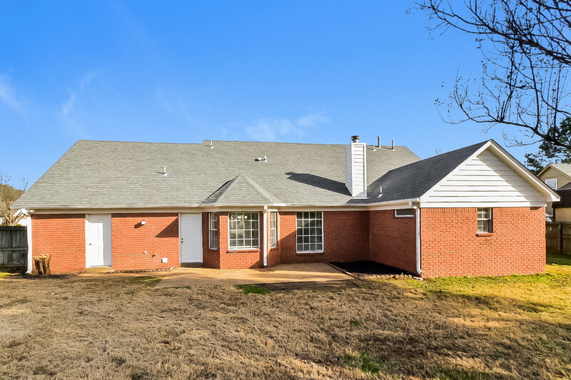 2,215/Mo, 3667 Tiffany Oaks Ln Bartlett, TN 38135 Rear View
