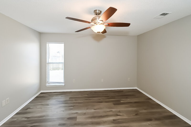 1,815/Mo, 10448 Maplebrook Ln Olive Branch, MS 38654 Main Bedroom View