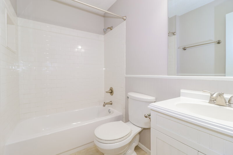 1,770/Mo, 2568 Kilgore Cv Bartlett, TN 38133 Bathroom View