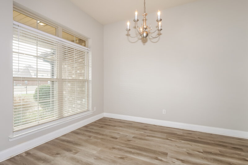 2,255/Mo, 4792 Arrowhead Ln Olive Branch, MS 38654 Dining Room View 2