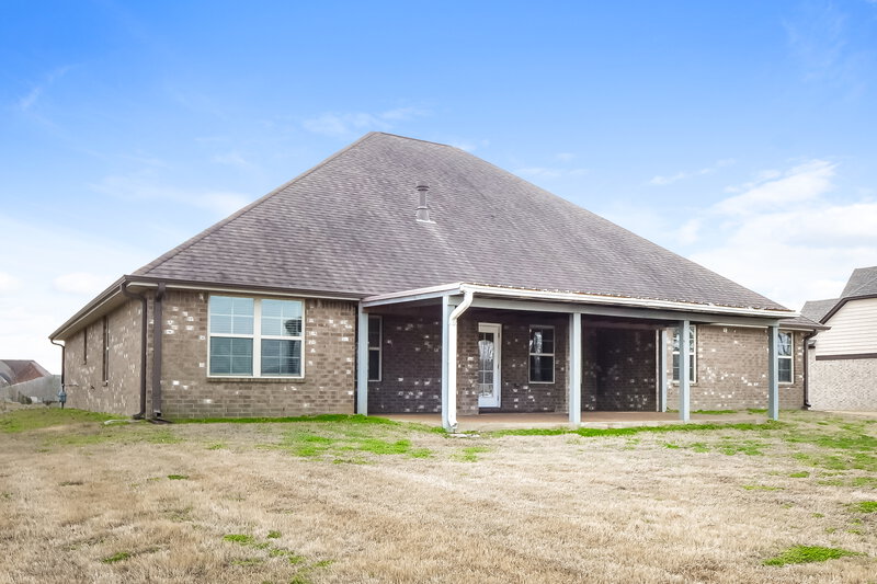 2,255/Mo, 4792 Arrowhead Ln Olive Branch, MS 38654 Rear View 2