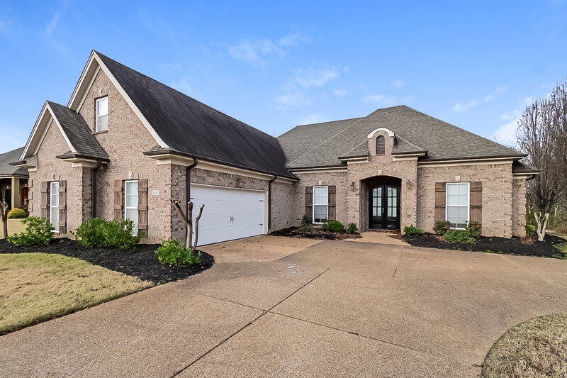 2,370/Mo, 3547 Thorn Tree Ln Southaven, MS 38672 External View