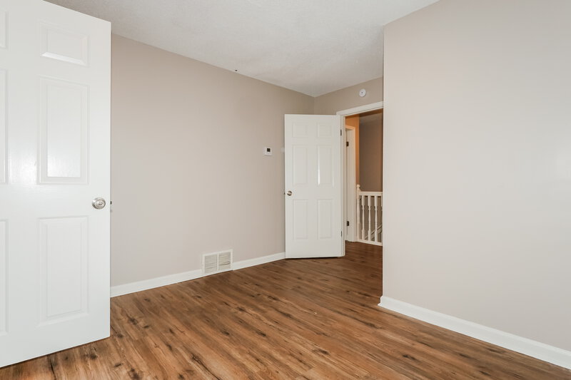 1,800/Mo, 7733 Deerfield Trce Memphis, TN 38133 Bedroom View 3