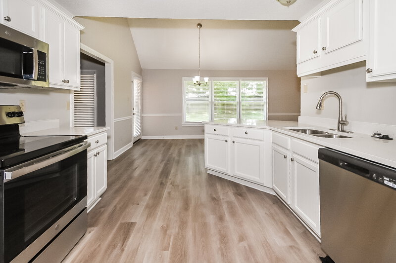 2,410/Mo, 9012 Brent Ln Cordova, TN 38016 Kitchen View 2