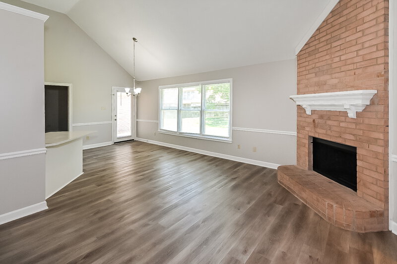 2,410/Mo, 9012 Brent Ln Cordova, TN 38016 Family Room View