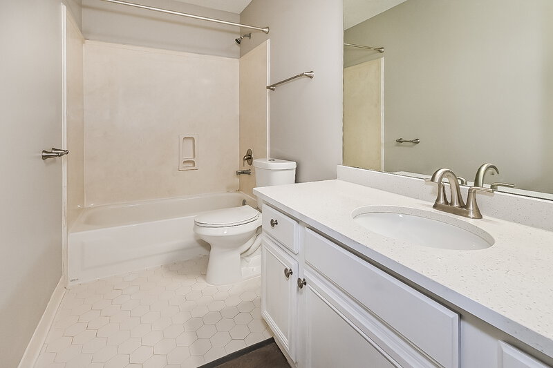 2,410/Mo, 9012 Brent Ln Cordova, TN 38016 Bathroom View