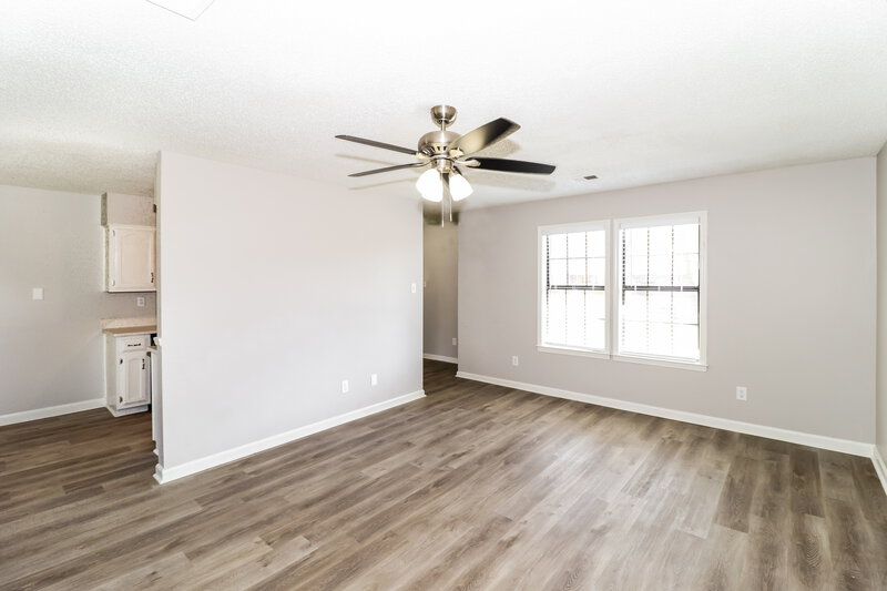 2,530/Mo, 3085 Lauren Dr Bartlett, TN 38133 Living Room View 2