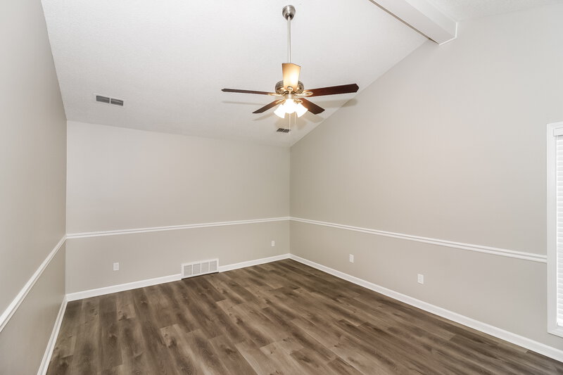 1,720/Mo, 250 German Creek Cv Cordova, TN 38018 Main Bedroom View