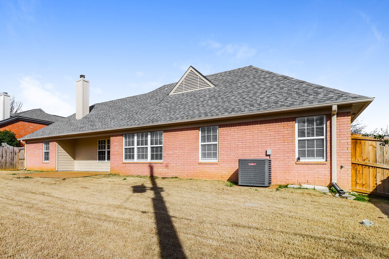 2,140/Mo, 9245 Tamhaven Dr Cordova, TN 38016 Rear View 2