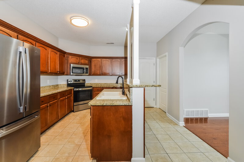 1,940/Mo, 8662 Valmont Cir Cordova, TN 38016 Kitchen View