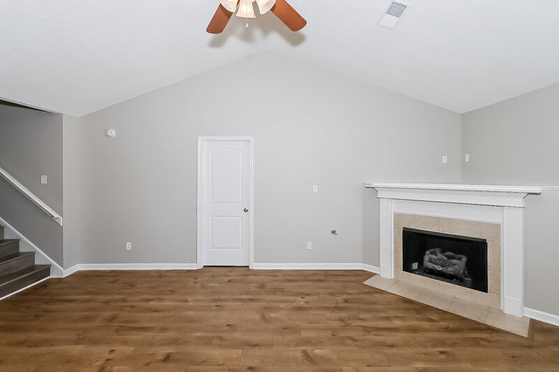 1,735/Mo, 4860 Cantata Dr Walls, MS 38680 Living Room View