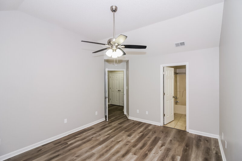 1,565/Mo, 9301 Charly Hill Ln Cordova, TN 38016 Main Bedroom View 2