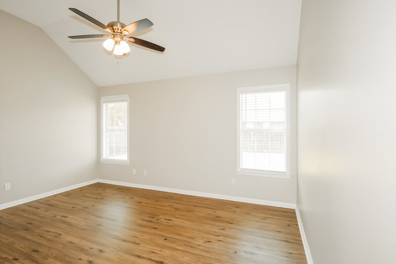 1,770/Mo, 95 Winding Creek Dr Oakland, TN 38060 Main Bedroom View 2