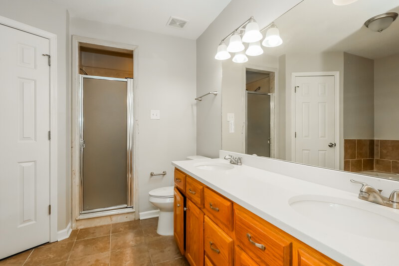 1,770/Mo, 95 Winding Creek Dr Oakland, TN 38060 Main Bathroom View