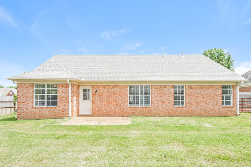 1,770/Mo, 95 Winding Creek Dr Oakland, TN 38060 Rear View