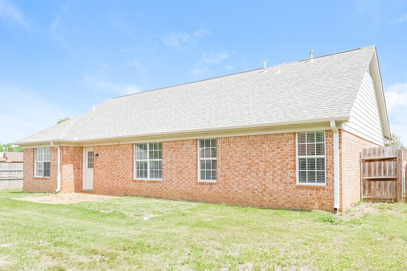 1,770/Mo, 95 Winding Creek Dr Oakland, TN 38060 Rear View 2