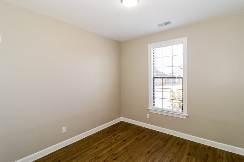2,500/Mo, 1386 Sawmill Creek Ln Cordova, TN 38016 Bedroom View 2